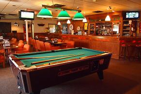 Moosomin Country Squire Inn