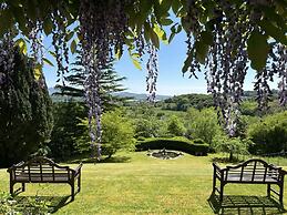 Plas Tan-Yr-Allt Historic Country House B&B