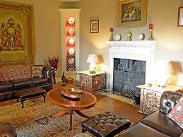 Plas Tan-Yr-Allt Historic Country House B&B