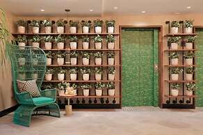 Yoo2 Rio de Janeiro, Tapestry Collection by Hilton