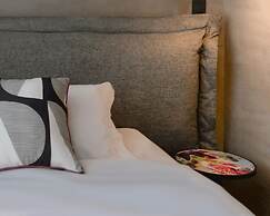 Yoo2 Rio de Janeiro, Tapestry Collection by Hilton