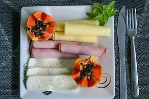 Pousada Leão Marinho