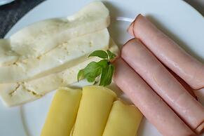 Pousada Leão Marinho