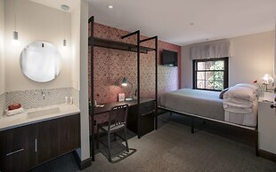 The Poppy Georgetown