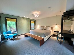 The Poppy Georgetown