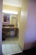 Western Inn & Suites