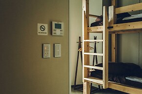 Len KYOTO KAWARAMACHI – Hostel