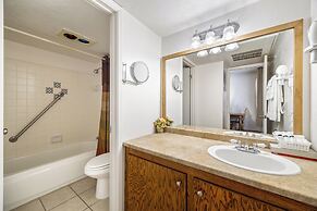 Roundhouse Resort
