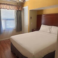 Roundhouse Resort