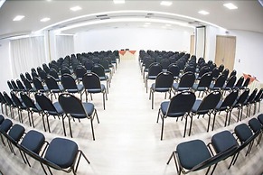 Mogano Business Hotel