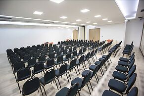 Mogano Business Hotel