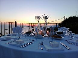 Lagou Raxi Country Hotel