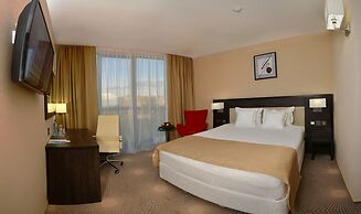 Aquamarine Hotel & Spa