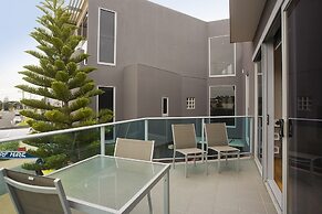 7 Bell Street Apartments