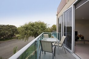 7 Bell Street Apartments