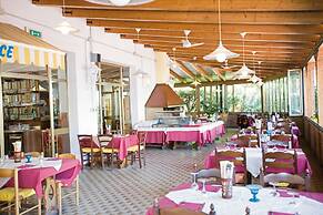 Village Camping Joker