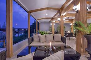 The Chiang Mai Riverside