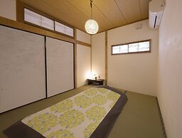 Sheena and Ippei - Hostel