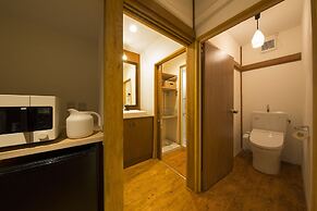 Sheena and Ippei - Hostel