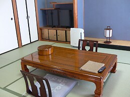 Yataro & Yataro Minamikan