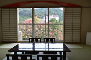 Yataro & Yataro Minamikan