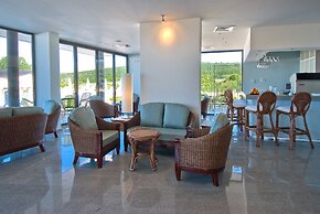 South Pearl Apart Complex