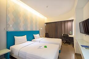 Blue Sky Hotel Petamburan