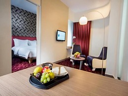 Blue Sky Hotel Petamburan