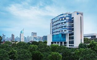 Blue Sky Hotel Petamburan