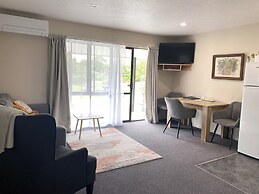 Heritage Park Lodge