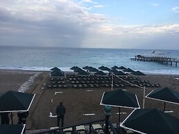 Aleria Belport Beach Hotel