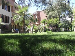 Aleria Belport Beach Hotel