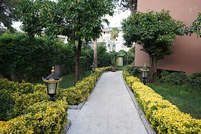 Aleria Belport Beach Hotel