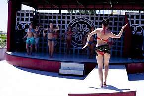 Aleria Belport Beach Hotel