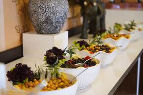 Aleria Belport Beach Hotel