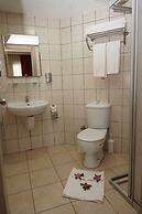 Aleria Belport Beach Hotel