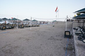 Aleria Belport Beach Hotel