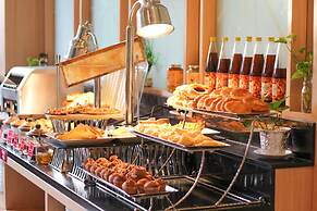 Ramada by Wyndham Phuket Deevana Patong