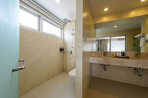 Ramada by Wyndham Phuket Deevana Patong