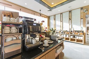 Ramada by Wyndham Phuket Deevana Patong