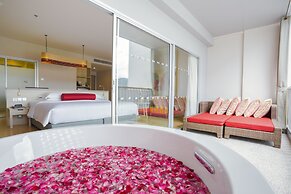 Ramada by Wyndham Phuket Deevana Patong