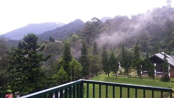 Puncak Pass Resort