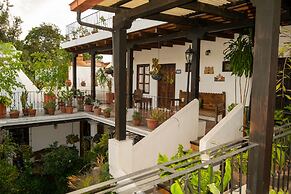 La Villa Serena