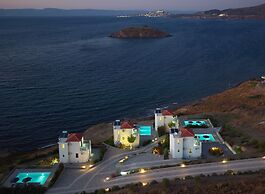 Eleia Seafront Rooms & Villas