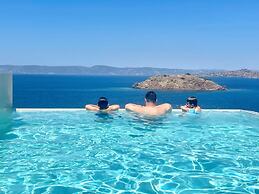 Eleia Seafront Rooms & Villas