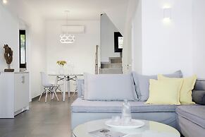 Eleia Seafront Rooms & Villas