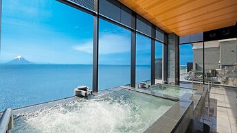 Ryugujo Spa Hotel Mikazuki Fujimitei