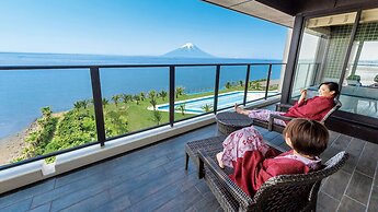 Ryugujo Spa Hotel Mikazuki Fujimitei