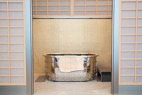 Ryugujo Spa Hotel Mikazuki Fujimitei