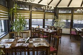 Complex Turistic Cornul Vanatorului